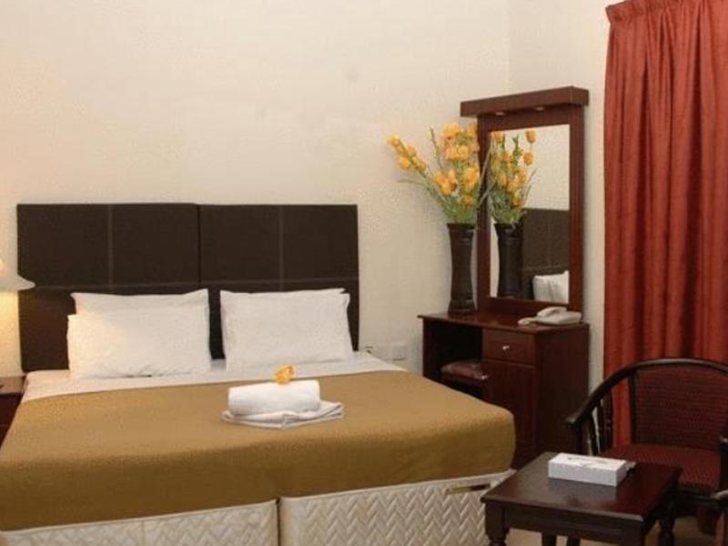 Al Reem Hotel Apartments Шарджа Екстер'єр фото