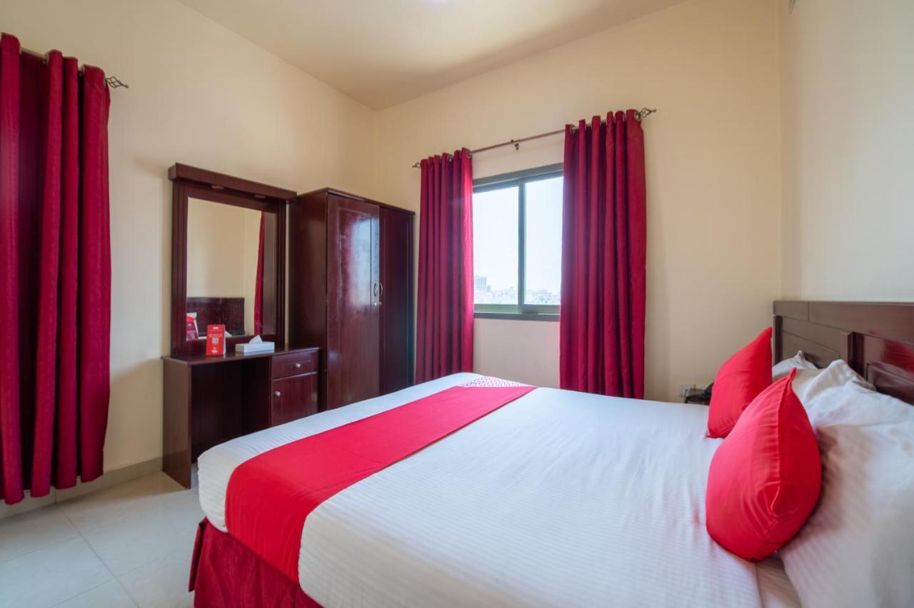 Al Reem Hotel Apartments Шарджа Екстер'єр фото